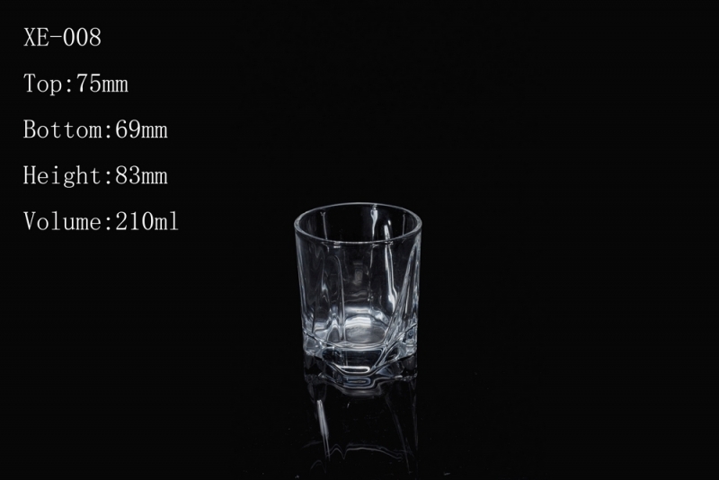 麻豆电影在线观看——飲用液體的容器