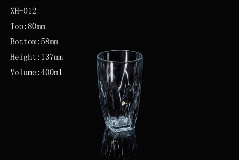 如何區分“水晶酒杯”和“玻璃酒杯”？